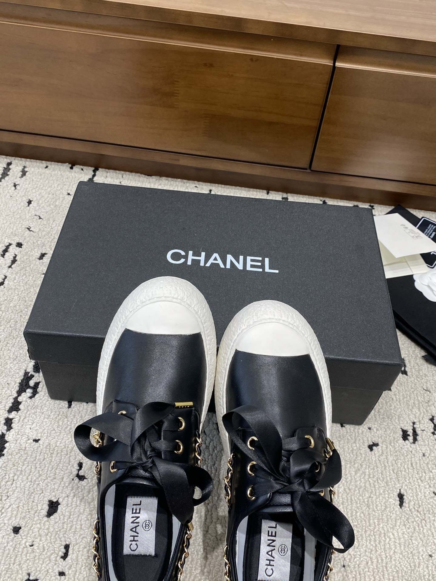 Women's high heels